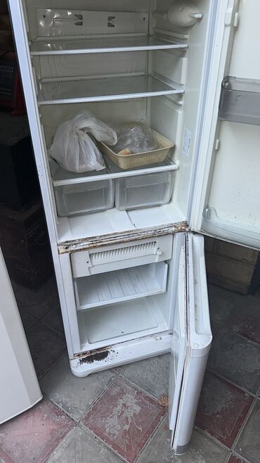 soyducu beko: Б/у 2 двери Beko Холодильник Продажа, цвет - Белый, С колесиками