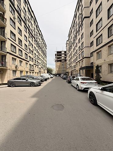 2 8: 3 комнаты, 80 м², 7 этаж — 8