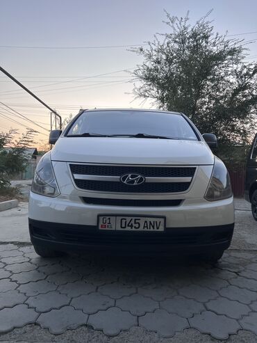 из грузии: Hyundai Starex: 2009 г., 2.5 л, Механика, Дизель, Вэн/Минивэн