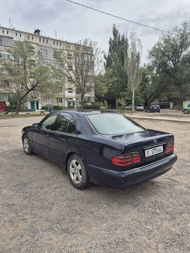 Mercedes-Benz: Mercedes-Benz E-Class: 2000 г., 2.4 л, Механика, Бензин, Седан