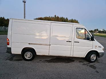 Грузовой фургон Mercedes-Benz Sprinter (первое поколение, длинная