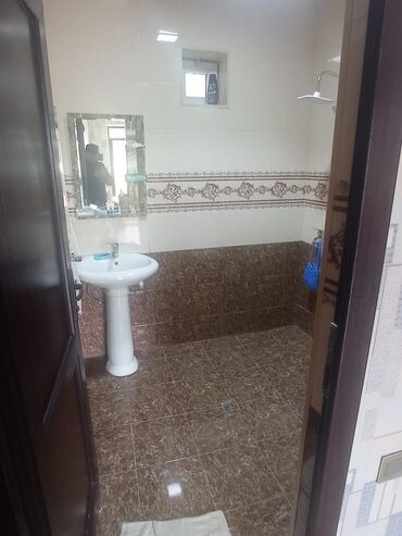 Həyət evləri və villaların satışı: 3 otaqlı, 70 kv. m, Kredit yoxdur, Yeni təmirli -da lalafo.az — 12 Həyət evləri və villaların satışı: 3 otaqlı, 70 kv. m, Kredit yoxdur, Yeni təmirli — 12