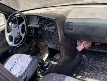 Volkswagen: Volkswagen Passat: 1991 г., 2 л, Механика, Бензин, Универсал
