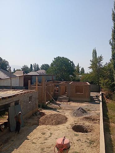 продаю дом раздолные: Срочно сатылат номерге чала бергиле Характеристики: - Материал стен — 6
