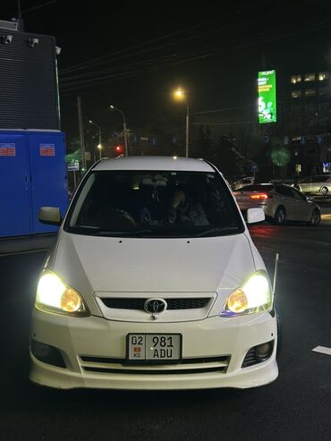 Toyota: Toyota Ipsum: 2004 г., 2.4 л, Газ, Минивэн — 5