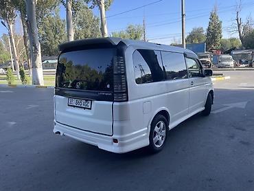 ступенька авто: Honda Stepwgn: 2005 г., 2 л, Автомат, Газ, Минивэн — 5