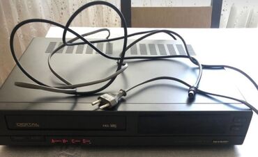 телевизор lcd: Original Sharp video player. Yaponiyanın. Xaricdə alınmışdı. 100