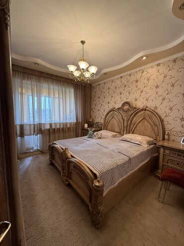продаю 2х команатную квартиру в 7 мкр: 2 комнаты, 74 м², 106 серия улучшенная, 8 этаж, Дизайнерский ремонт