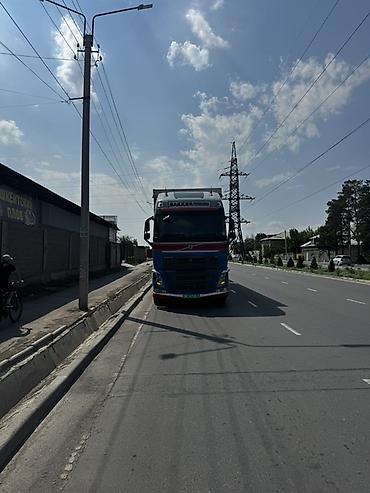 колесо на прицеп: Тягач, Volvo, 2019 г., Тентованный — 5