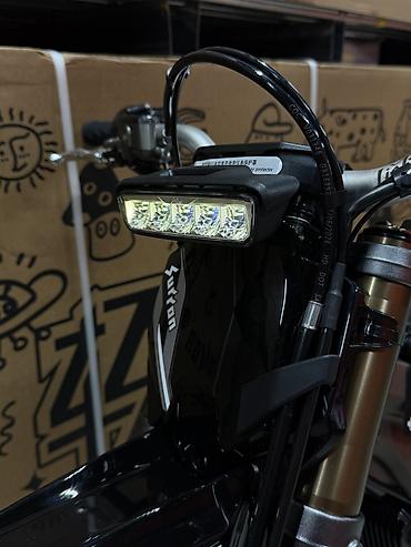 Мотоциклы: Surron Light Bee X 2️⃣ 2026 🔋 Батарея 78.54V45A съемная ⚡️ Мощность — 10