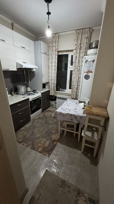 Продажа квартир: 3 комнаты, 70 м², 106 серия, 1 этаж at lalafo.kg — 14 Продажа квартир: 3 комнаты, 70 м², 106 серия, 1 этаж — 14