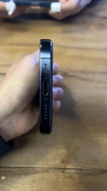 iphone 1e: IPhone 15 Pro, цвет «чёрный титан». Состояние идеал ни одной царапины — 4