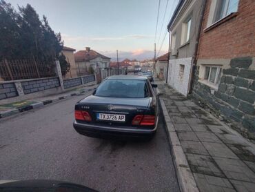 Mercedes-Benz: Mercedes-Benz E 220: 2.5 l. | 1999 έ. Λιμουζίνα — 4