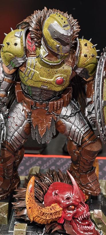 Спорт и хобби: DOOM Eternal – Doom Slayer (Marauder Slayer) kolleksiya heykəlciyi - — 5