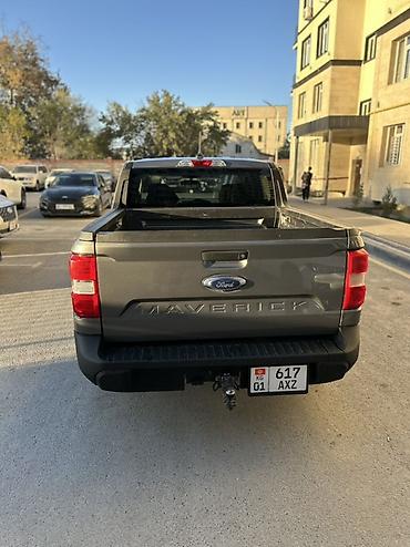 машина пикап: Ford Maverick: 2022 г., 2 л, Пикап — 4