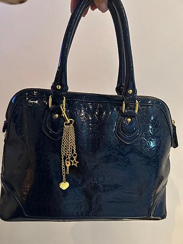 Классические сумки: Сумки разные, кожа и кожзам
Классические и нестандартные, клатч — 4