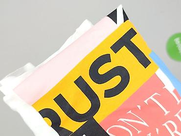 atari koszulka: Stradivarius, T-shirt damski, rozmiar S — 5
