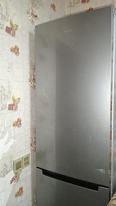 4 luk kabel: Iki qapılı soyuducu - Üst hissə: geniş soyuducu bölmə, 3 ədəd möhkəm — 9