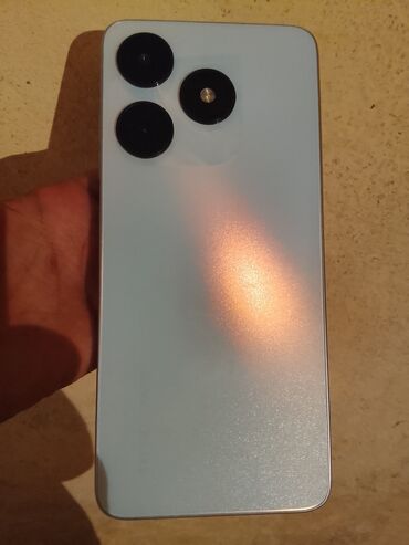 iphone 8 plus qiymeti 2020: Realme C53, Сенсорный