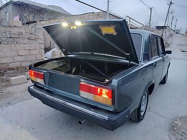 VAZ (LADA): VAZ 2107 sedan - Kuzov: klassik 4 qapılı sedan, tünd yaşıl rəng - Ön — 3