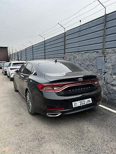 Продажа авто: Hyundai Grandeur: 2018 г., 2.4 л, Автомат, Гибрид, Седан — 3