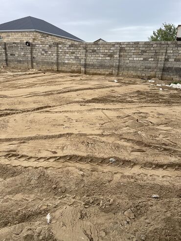 xacmazda dasinmaz əmlak: ÇIXARIŞLI sklad satılır4sotda.Torğaında,tikilinində ÇIXARIŞI var