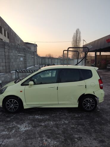 машину фит: Honda Fit: 2003 г., 1.5 л, Вариатор, Бензин, Хэтчбэк