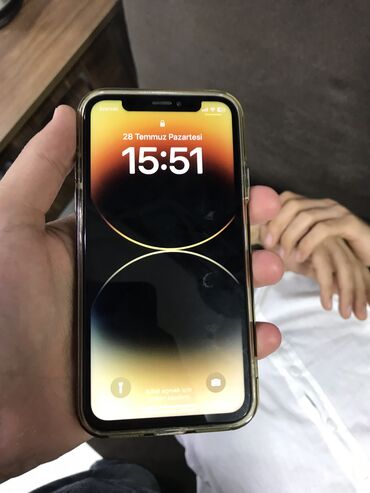 ikinci el qabyuyan: IPhone X, Qara