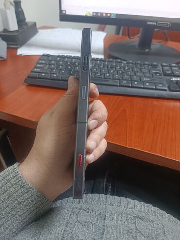 ZTE: ZTE Nubia Red Magic 8 Pro, 512 GB, rəng - Qara, İki sim kartlı — 4