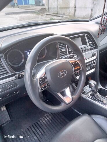 Hyundai: Hyundai Sonata: 2019 г., 2 л, Автомат, Газ, Седан — 16
