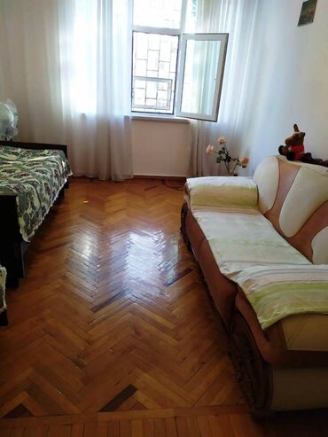 Köhnə tikili: Bakı, 3 otaqlı, Köhnə tikili, 70 kv. m — 2