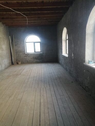 Həyət evləri və villaların satışı: Daş materialdan tikilmiş, taxta tavanlı və geniş eyvanlı həyət evi — 8