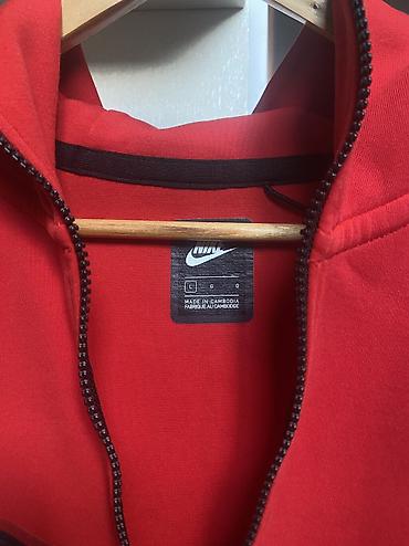 обменяю вещи: Мужская толстовка, L, Nike, Б/у, цвет - Красный, Самовывоз — 2