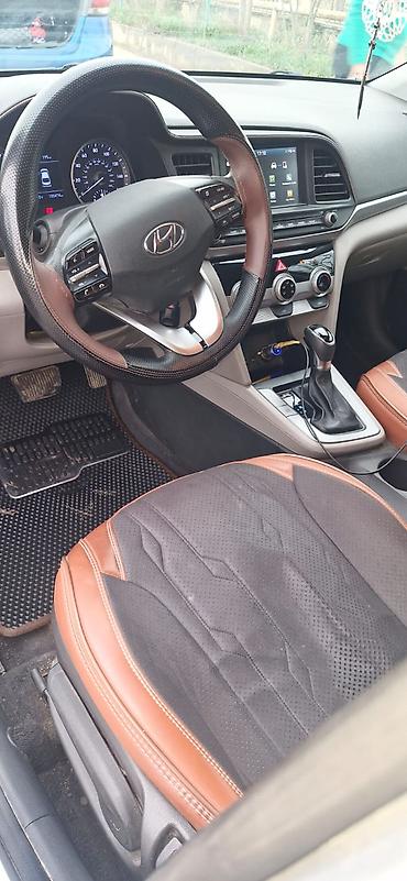 elantra difuzer: Hyundai Elantra sedan – gümüşü rəng, modern dizaynlı ön barmaqlıq və — 9