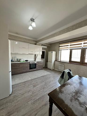 Сдается 4-ком. (200м²) элит. квартира. - ул. Киевская 190 at lalafo.kg Сдается 4-ком. (200м²) элит. квартира. - ул. Киевская 190