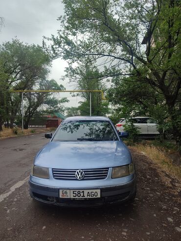 Volkswagen: Volkswagen Passat: 1997 г., 1.8 л, Механика, Бензин, Седан