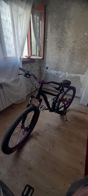 velosiped enduro: Dağ velosipedi Salam bu velosiped 1 aydı almışam. Aldığım qiymət 750 — 2