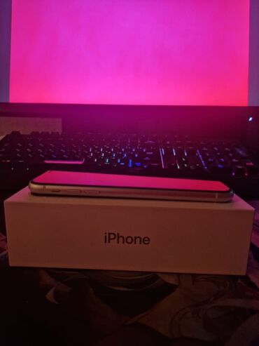 Apple iPhone: IPhone Xr, Б/у, 128 ГБ, Белый, Коробка — 13