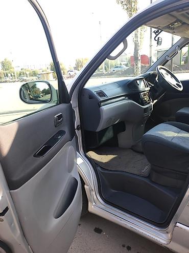 Унаа сатуу: Toyota Regius: 2000 г., 2.7 л, Автомат, Бензин, Вэн/Минивэн — 3