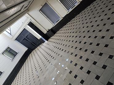 Фасадчики, отделочники: 🔹Плиточник •N-1• в Кыргызстане! 🔹Резюме: Мастер. Инженер. Герой. 🔹Опыт — 13