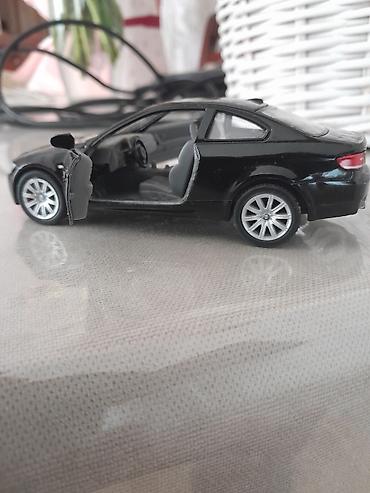 küpə: BMW M3 Coupe diecast model maşın - Model: BMW M3 Coupe (E92 dizaynı) — 5