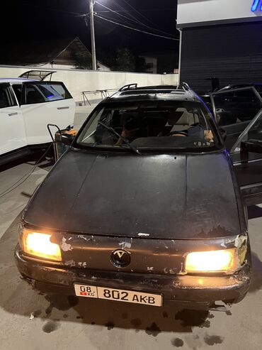 шины 14c: Volkswagen Passat: 1991 г., 2 л, Механика, Газ, Универсал
