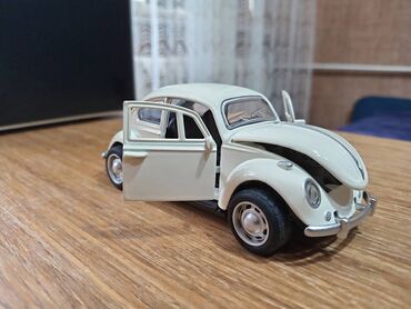 Figurice i makete: Nov metalni model automobila VW Buba. Mogu da mu se otvaraju vrata i — 15