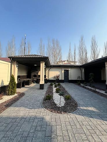 Продажа коттеджей и домов: Особняк | Ак-Ордо | 4.5 соток | Участок: 4.5соток Площадь дома: 295 — 4