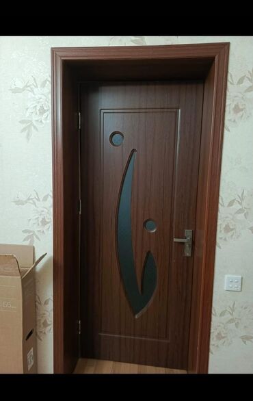 2 ci əl darvazalar: İşlənmiş Otaq qapısı Zəmanətsiz, Ünvandan götürmə