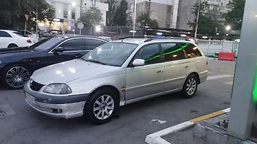 Транспорт: Toyota Avensis: 2002 г., 2 л, Механика, Дизель, Универсал — 1