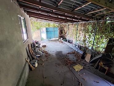 Дома: Срочно продаю дом с участком 4 сотки ж/м Колмо по улице Жийде Участок — 6
