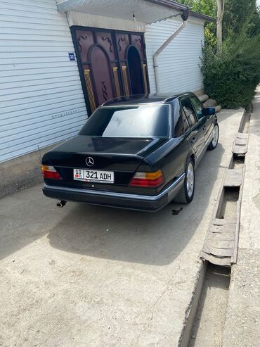 Mercedes-Benz: Mercedes-Benz W124: 1990 г., 2.3 л, Механика, Бензин, Седан — 11