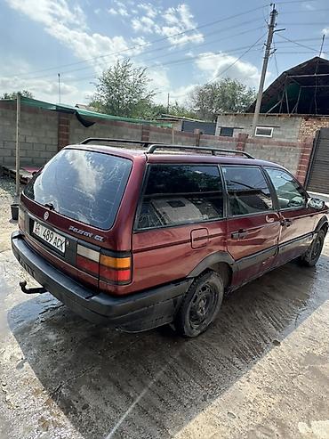 infinity fx35: Volkswagen Passat: 1991 г., Механика, Универсал — 4