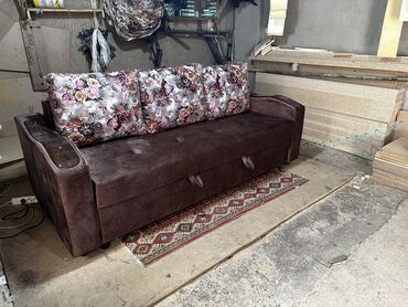 Угловые диваны: Угловые диваны — 7